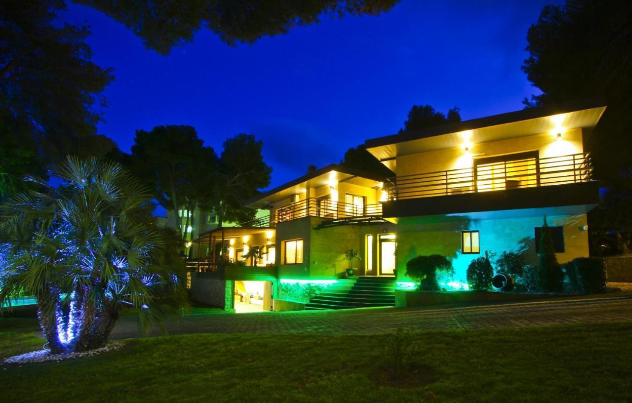 New Play Lake Villa ซาลอว์ ภายนอก รูปภาพ