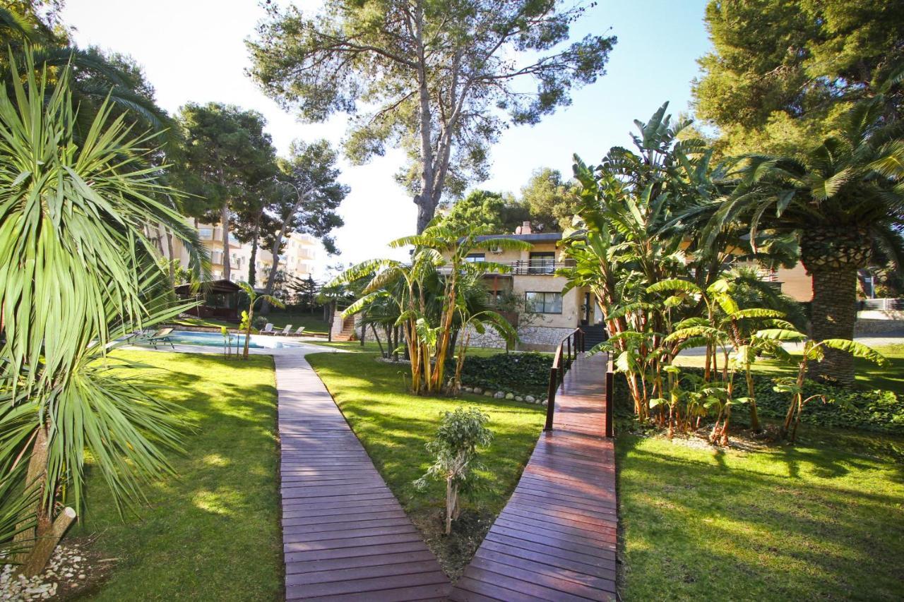 New Play Lake Villa ซาลอว์ ภายนอก รูปภาพ